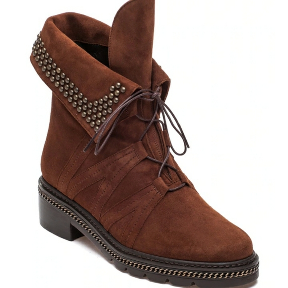 NIB Stuart Weitzman YadaStud Biker Boot sz 6 - Picture 1 of 9